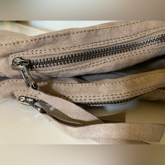 Taupe Knee High Heeled Boots Size 7 - Picture 4 of 7